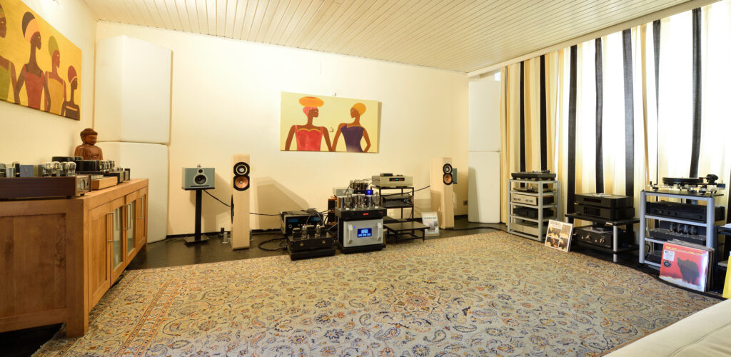 Großer Vorführraum — HIFI TEAM Graz