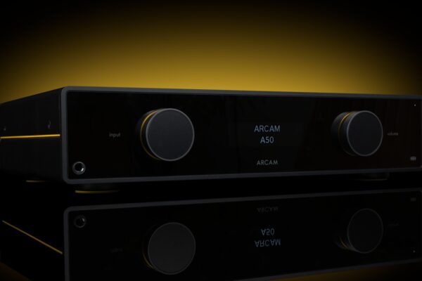 ARCAM auf der High End Vienna: A50 Signature, CD25 und Radia Lautsprecher
